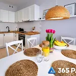 365pam - Marina I Dom Rodzinny - Basen Zewnetrzny, Kort Tenisowy, Silownia, Plac Zabaw, Boisko
