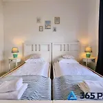 365pam - Marina I Dom Rodzinny - Basen Zewnetrzny, Kort Tenisowy, Silownia, Plac Zabaw, Boisko Semesterbostad Ustronie Morskie