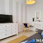 365pam - Marina I Dom Rodzinny - Basen Zewnetrzny, Kort Tenisowy, Silownia, Plac Zabaw, Boisko *