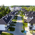 365pam - Marina I Dom Rodzinny - Basen Zewnetrzny, Kort Tenisowy, Silownia, Plac Zabaw, Boisko * ウストロニエ・モルスキエ