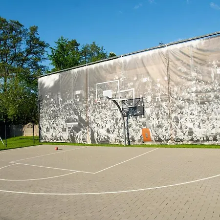 365pam - Marina I Dom Rodzinny - Basen Zewnetrzny, Kort Tenisowy, Silownia, Plac Zabaw, Boisko * Ustronie Morskie