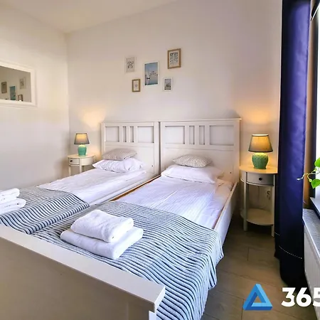 365pam - Marina I Dom Rodzinny - Basen Zewnetrzny, Kort Tenisowy, Silownia, Plac Zabaw, Boisko Ustronie Morskie