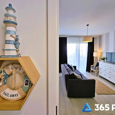 Casa vacanze 365pam - Marina I Dom Rodzinny - Basen Zewnetrzny, Kort Tenisowy, Silownia, Plac Zabaw, Boisko