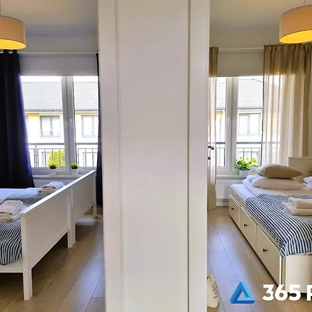 Tatil Evi 365pam - Marina I Dom Rodzinny - Basen Zewnetrzny, Kort Tenisowy, Silownia, Plac Zabaw, Boisko
