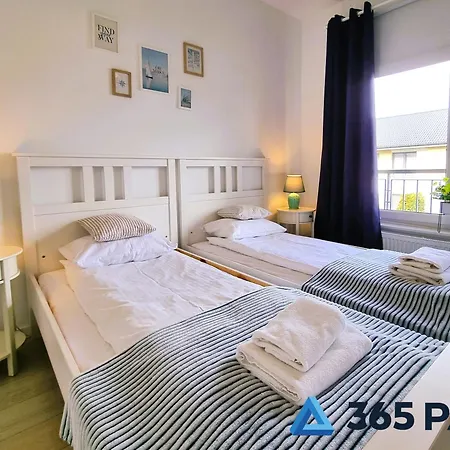 365pam - Marina I Dom Rodzinny - Basen Zewnetrzny, Kort Tenisowy, Silownia, Plac Zabaw, Boisko Tatil Evi Ustronie Morskie