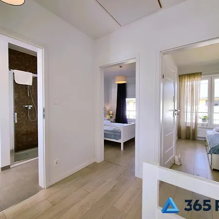 Casa vacanze 365pam - Marina I Dom Rodzinny - Basen Zewnetrzny, Kort Tenisowy, Silownia, Plac Zabaw, Boisko