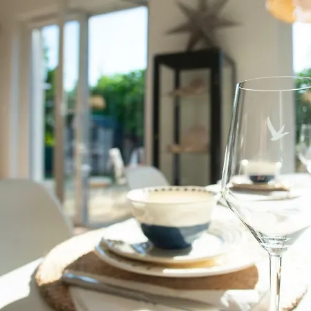 365pam - Marina I Dom Rodzinny - Basen Zewnetrzny, Kort Tenisowy, Silownia, Plac Zabaw, Boisko Casa vacanze